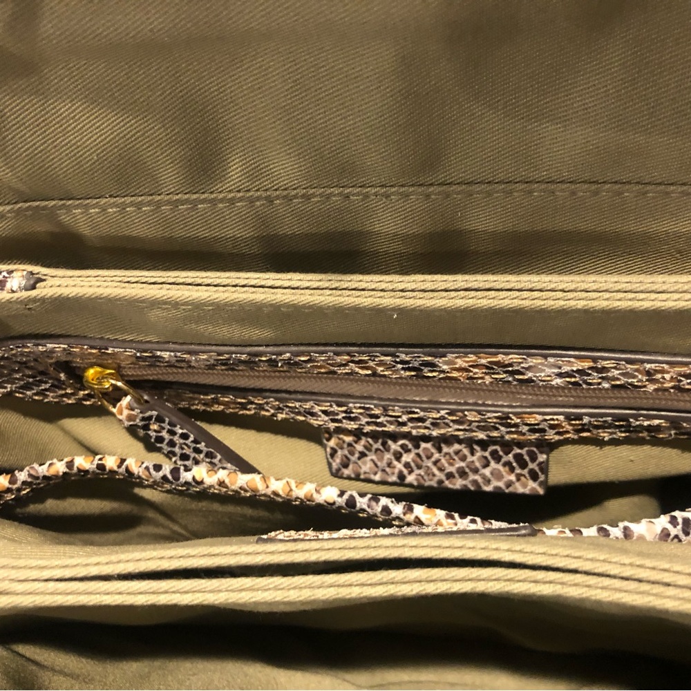 GILI Got It Love It Leather Snakeskin Bag - Picture 8 of 8